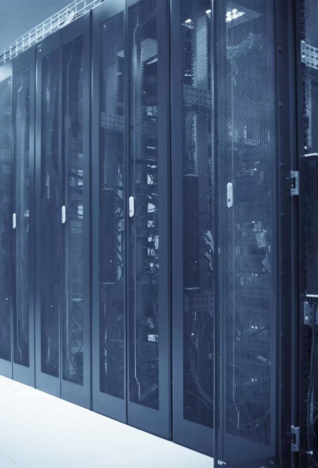 server machines in data room
